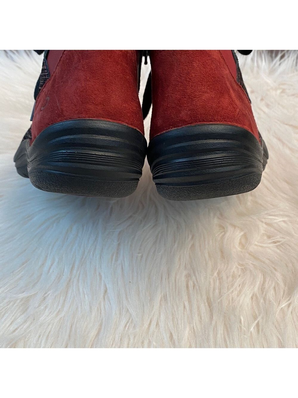 Bionica Red Leather Lace Up Booties, Size 8.5M - Picture 14 of 17